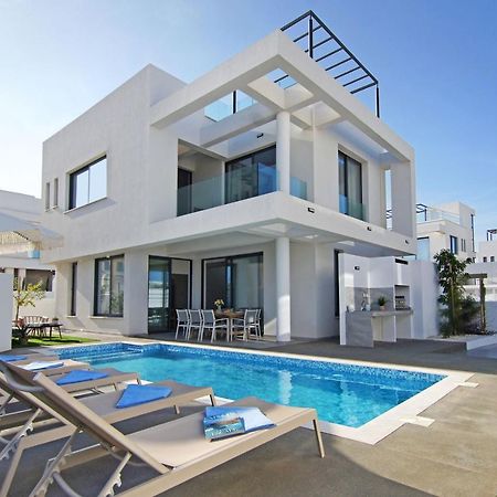 Villa Queen Eleanor Протарас Екстер'єр фото