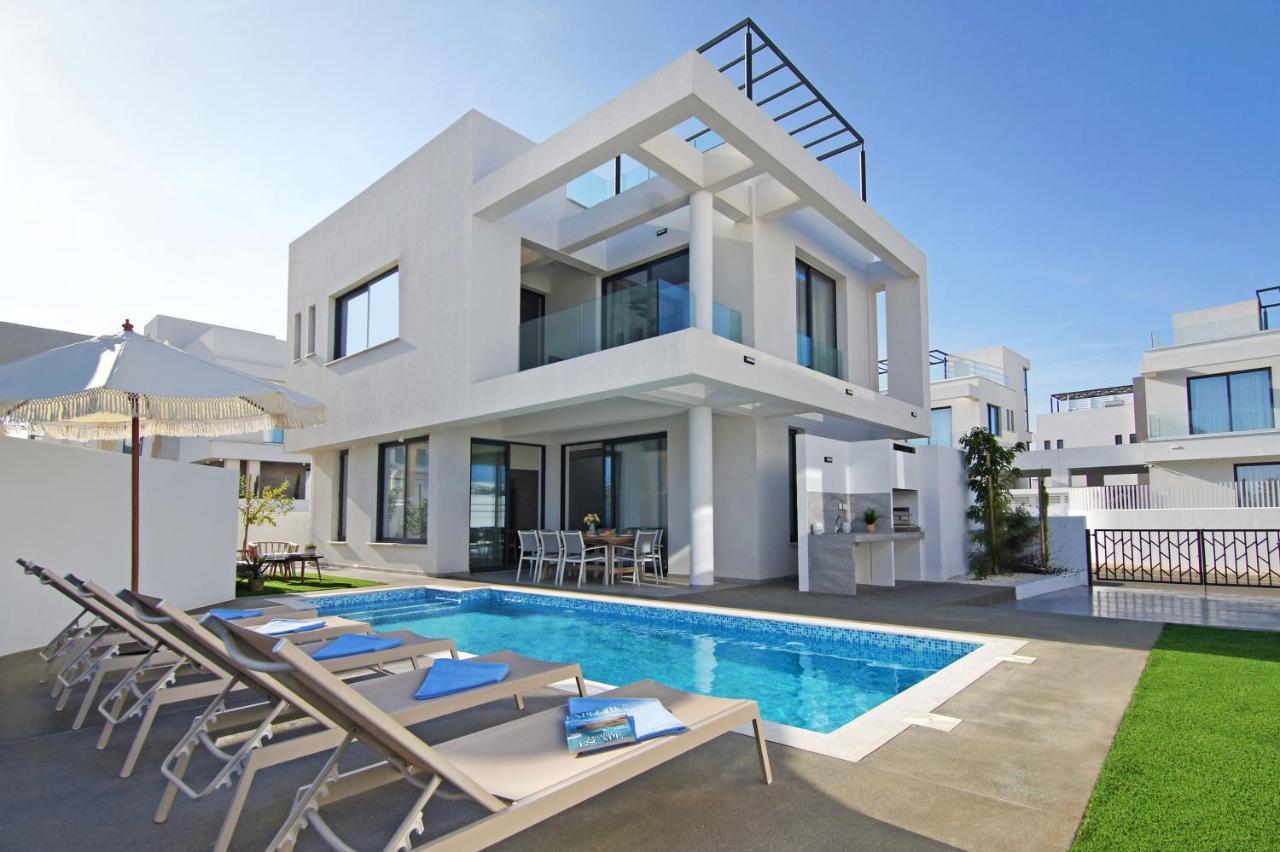 Villa Queen Eleanor Протарас Екстер'єр фото
